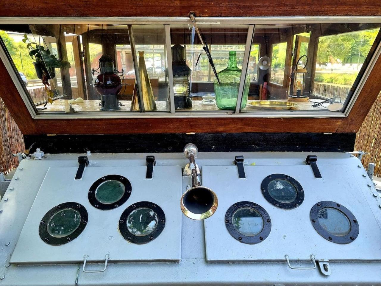 Peniche De Charme Avec Jacuzzi Sur Canal Du Midi Hotel Toulouse Exterior foto