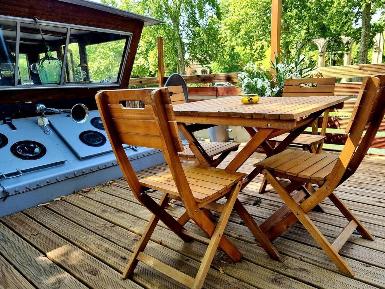 Peniche De Charme Avec Jacuzzi Sur Canal Du Midi Hotel Toulouse Exterior foto